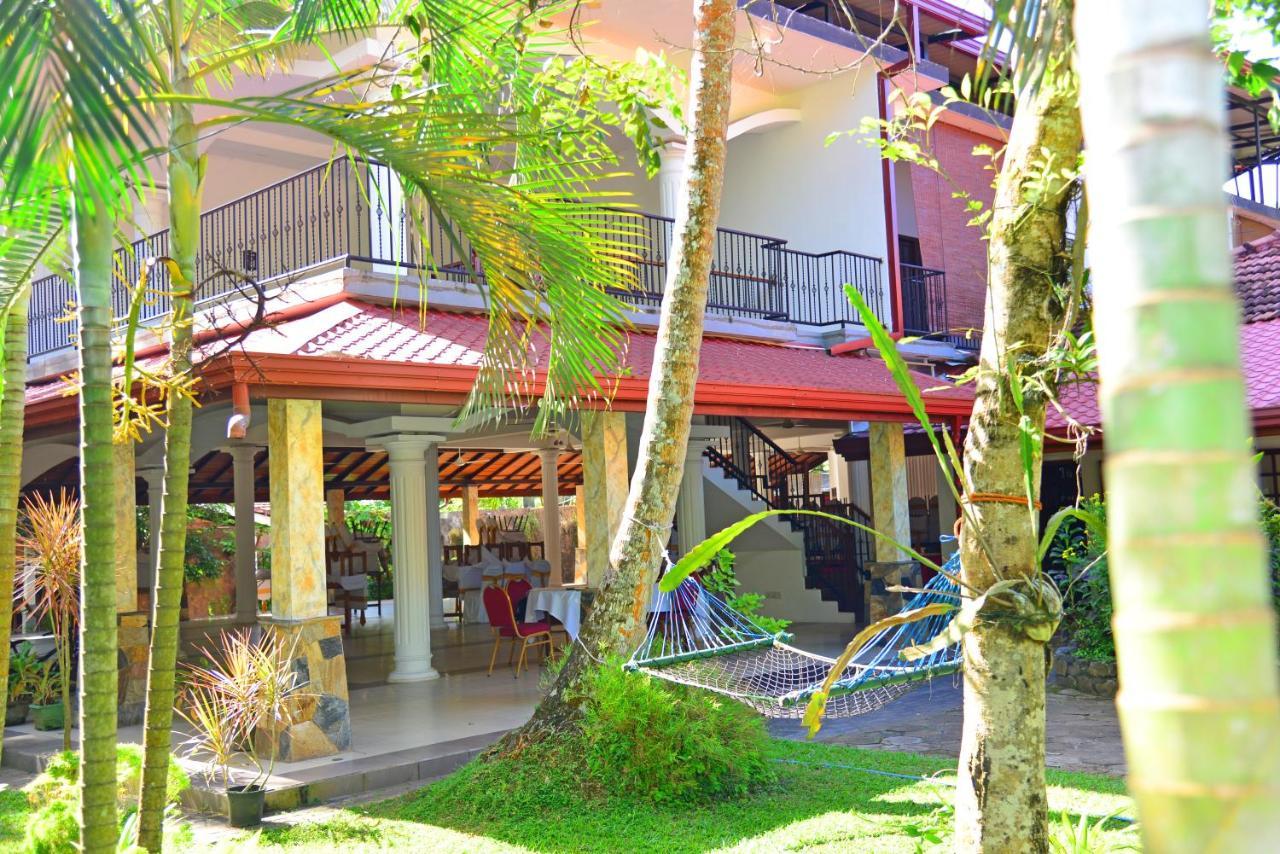 Little Villa Hotel Ваддува Экстерьер фото