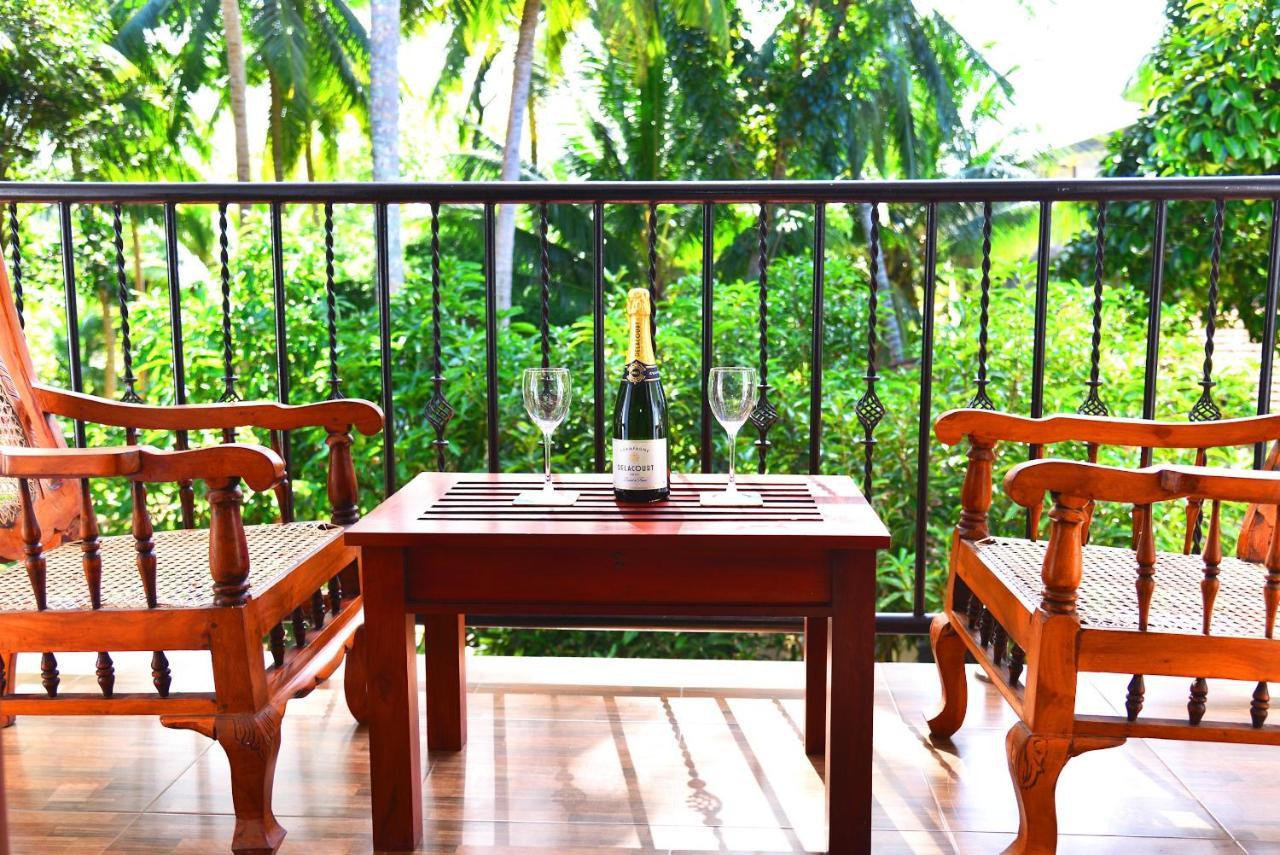 Little Villa Hotel Ваддува Экстерьер фото